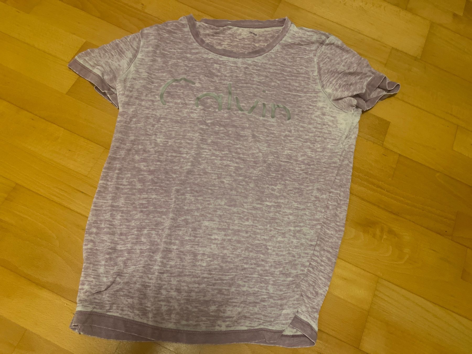 Calvin Klein T-Shirts: Calvin Klein Tshirt – Gebraucht aus Bülach von SharonP01