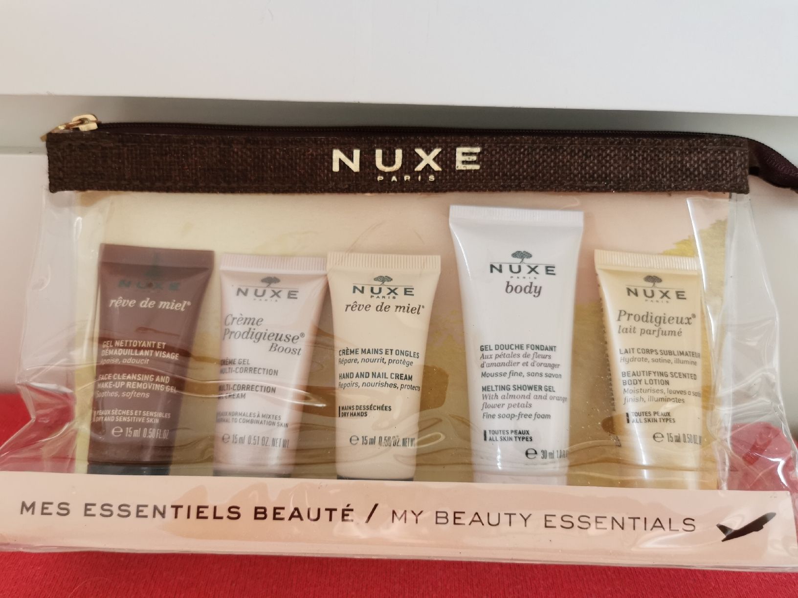 Nuxe Cura del viso: Nuxe Paris My beauty essentials Reise - Set. – Nuovo e nell'imballaggio originale da Schlieren venduto da vlalif