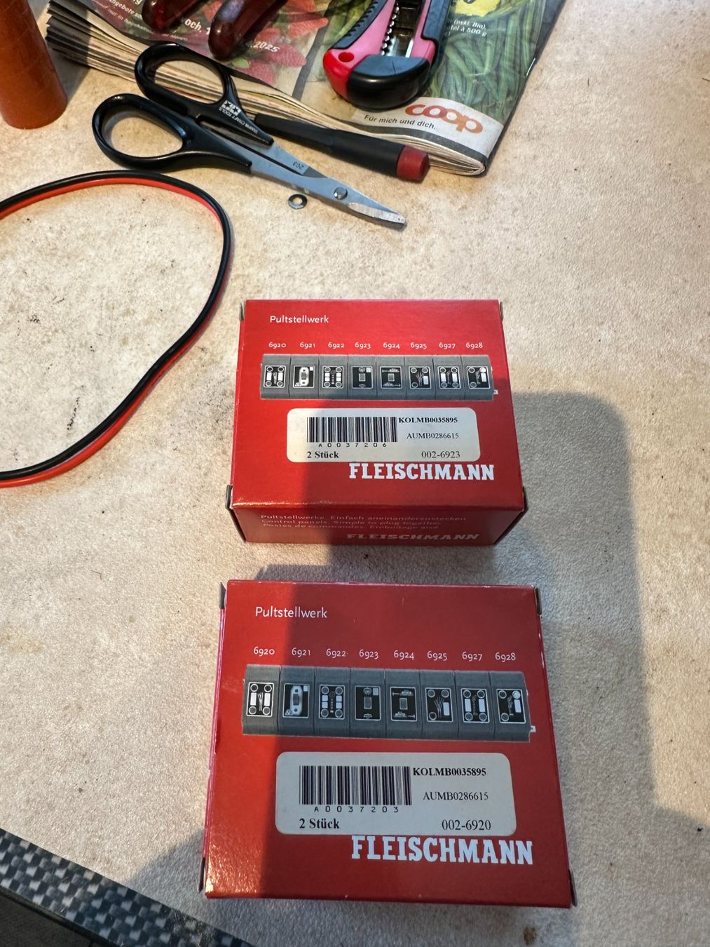 Fleischmann Modelleisenbahnen: 2 x Fleischmann Schaltpult, Neu in OVP – Neu und originalverpackt aus Allschwil von dlauti 1