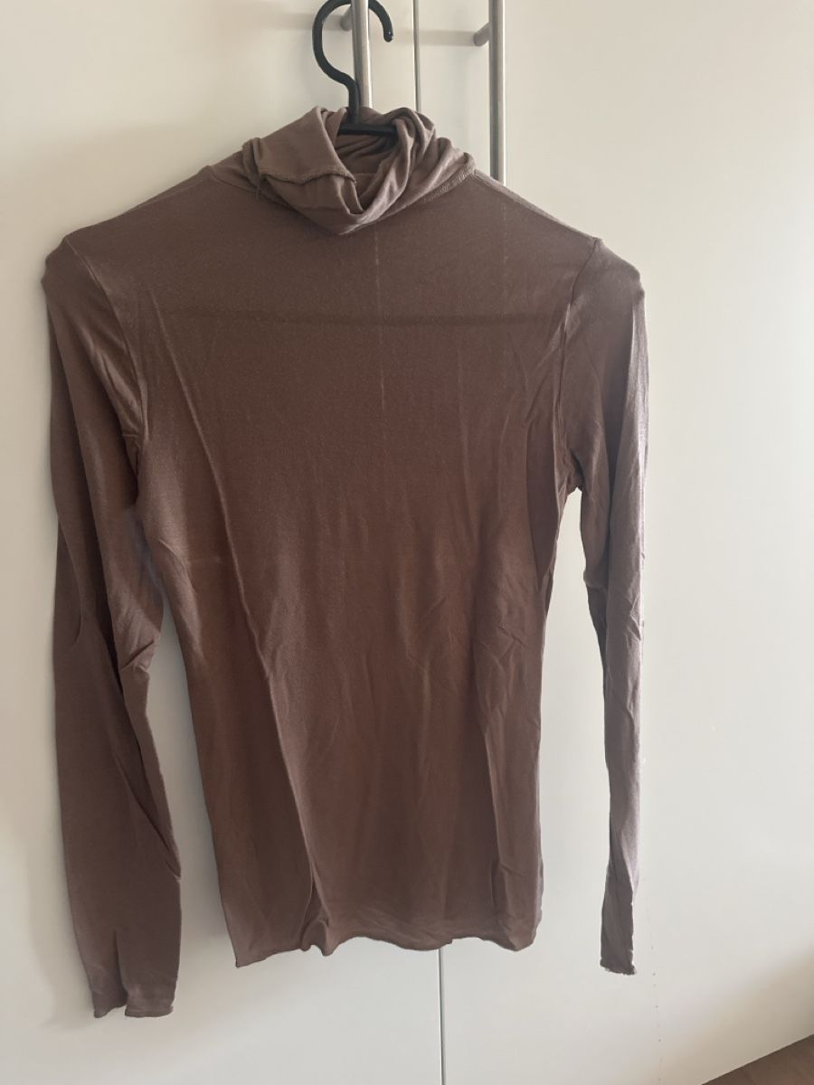 Pullover & Sweatshirts: Rollkragenshirt – Gebraucht aus Zürich von sommer121
