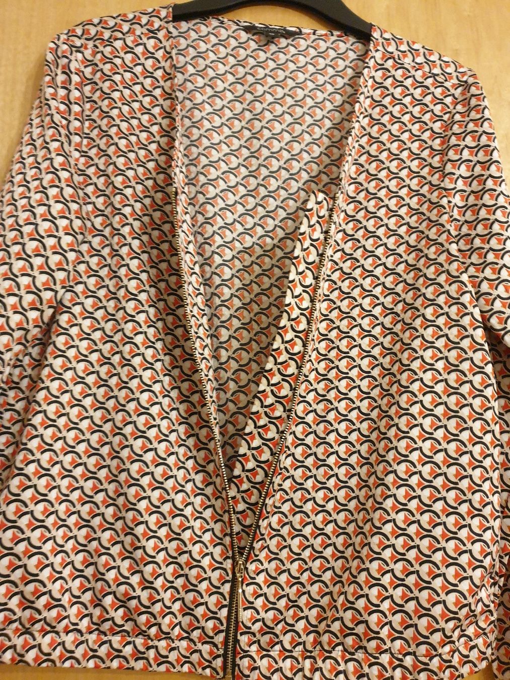 Comma Tops: Blouse M, fermeture éclair, excellent état – Gebraucht aus Neuchâtel von Verenas12 2