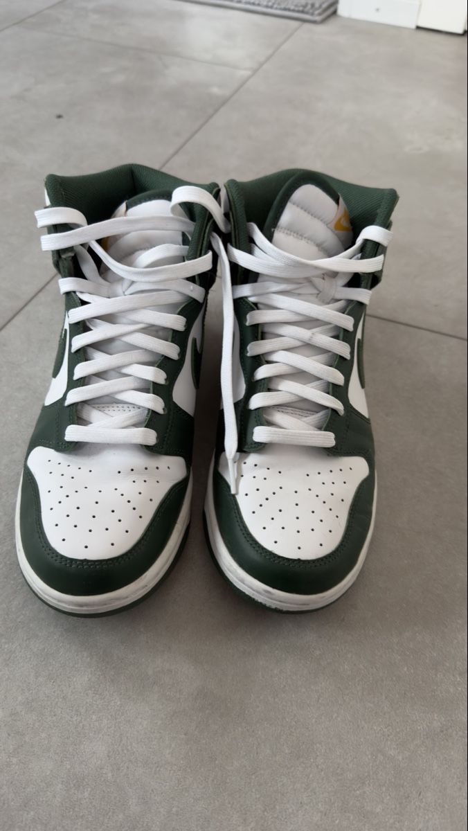Nike Herrenschuhe: Baskets Nike Dunk High vertes blanches – Gebraucht aus La Chaux-de-Fonds von Tomas1019 2