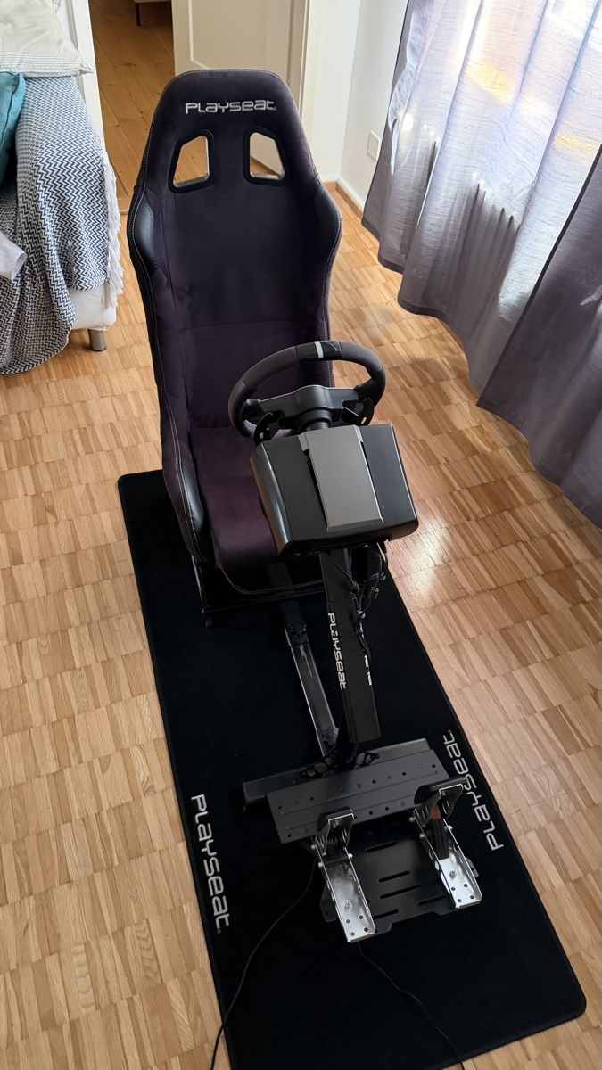 Fanatec Console: Sim rig Fanatec – Usato da Winterthur venduto da yodadavid 1