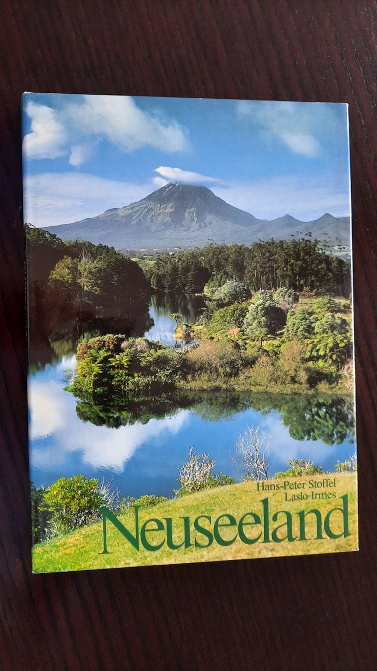Libri: Buch "Neuseeland" von Hans-Peter Stoffel, Laszlo Irmes – Nuovo (secondo la descrizione) da Niederteufen venduto da Buecherwurm_70