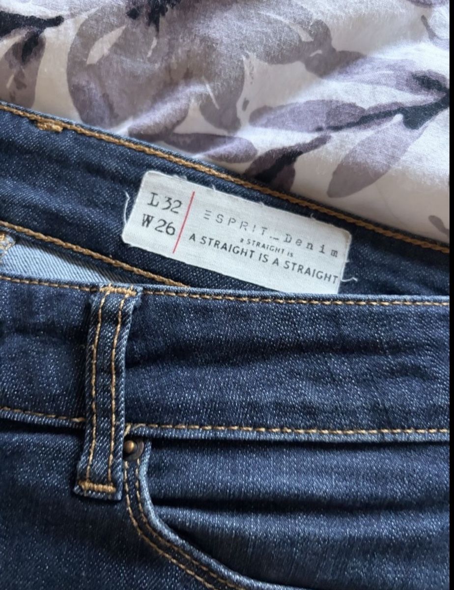 Esprit Jeans: Esprit Damenjeans Grösse 36  – Usato da Basel venduto da Brunner.T 1