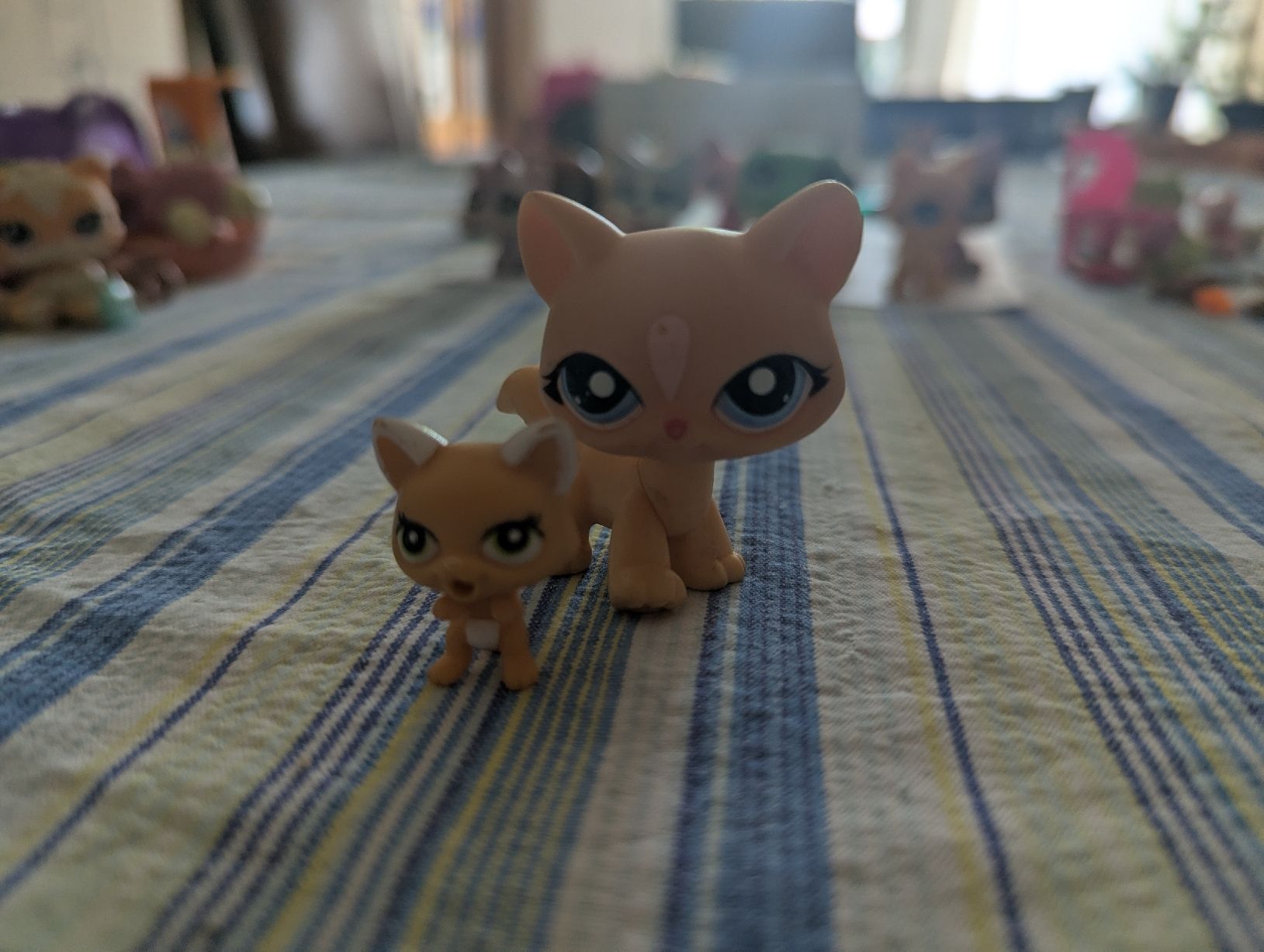 Littlest Pet Shop Giocattoli: littlest pet shop Katze mit baby – Usato da Kloten venduto da sop_zxc9 1