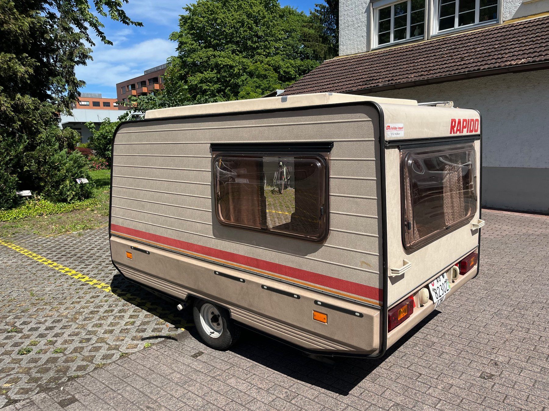 Rimorchi: Wohnwagen Rapido Club 30 – Usato da Ebikon venduto da rebeluz 4