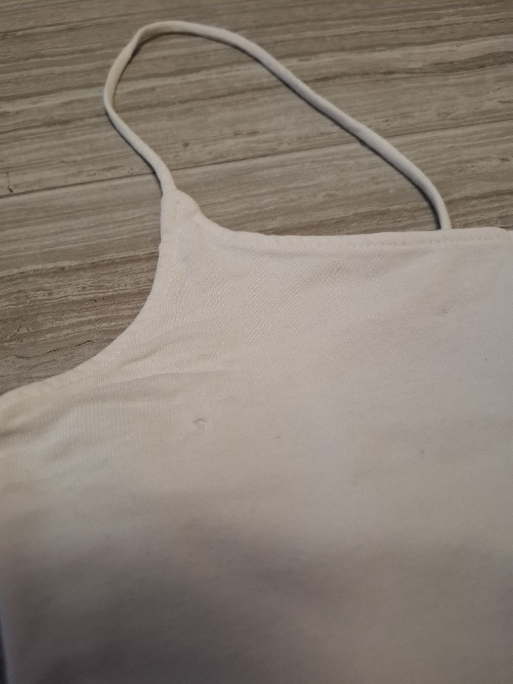 Top: top blanc – Usato da Ecublens FR venduto da ame_y8tq 1