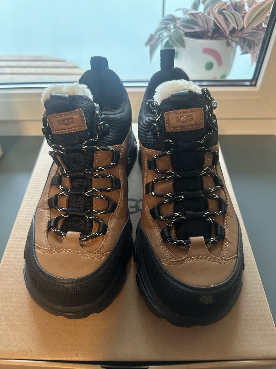 Ugg Scarpe da uomo: UGG EXTREME Winterboots gr. 39 – Nuovo (secondo la descrizione) da Bern venduto da san_lc5t