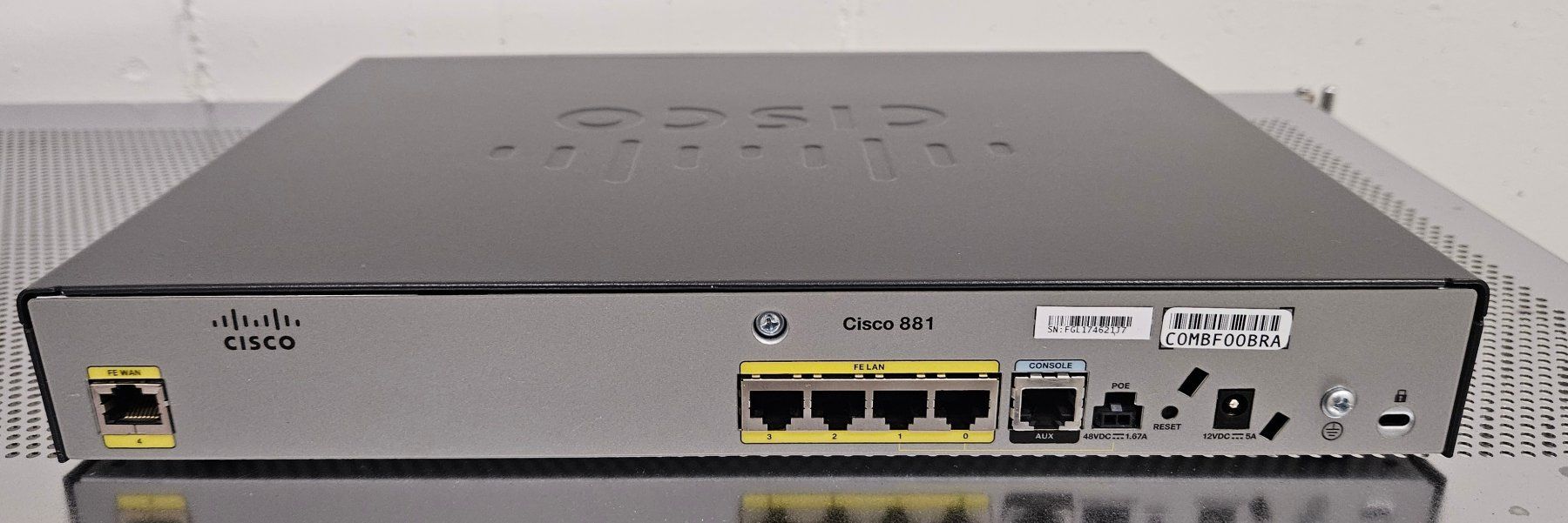Modems & Router: Cisco 881 WLAN Router – Gebraucht aus Ennetbürgen von Sausolito 1