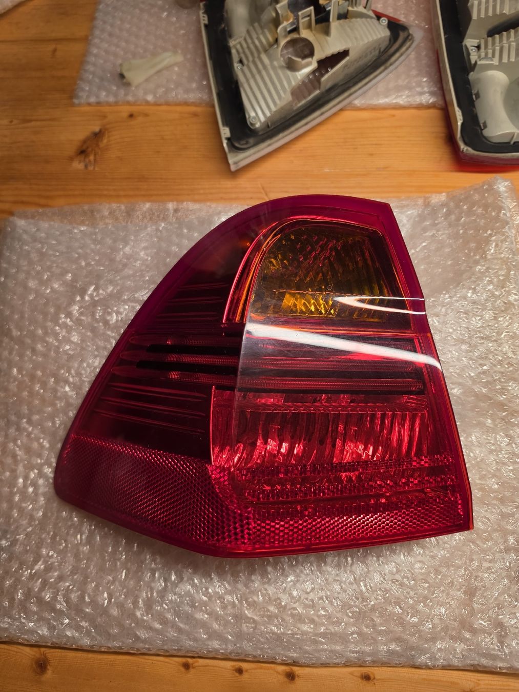 BMW Tutti pezzi di ricambio auto: Originale Rückleuchten BMW e91 – Usato da Ermenswil venduto da django_101