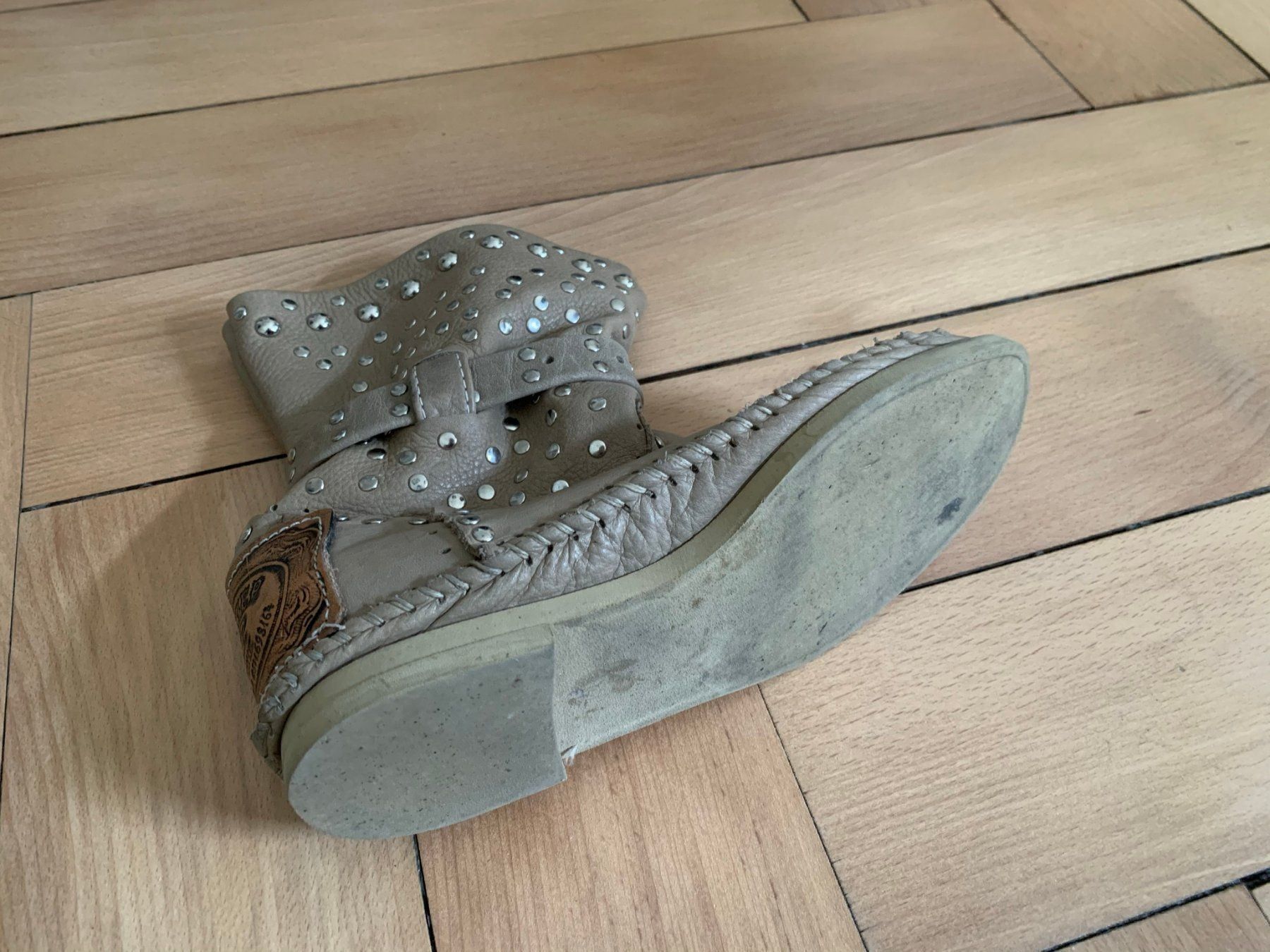 Chaussures femmes: HECTOR - Leder Stiefelette beige 37 – D'occasion à Zürich par Diazaio 2
