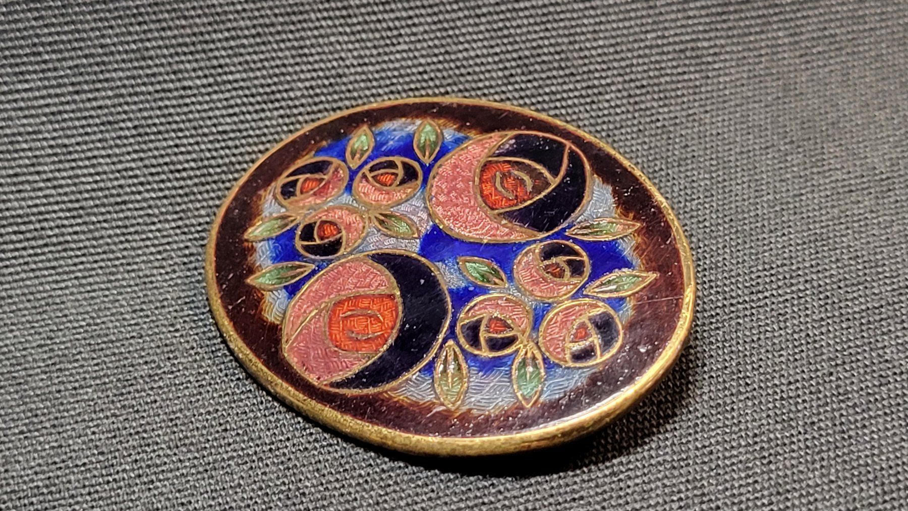 Spille & Fermagli: Emaillierte Blumen-Brosche ART DECO – Usato da Basel venduto da spinne02 1