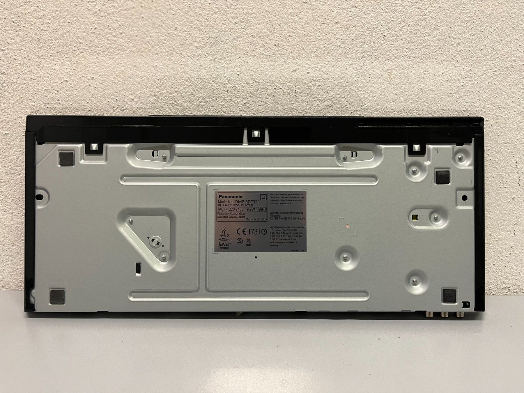 Tutti i DVDs: Blue-ray Player Panasonic DMP-BDT320 – Usato da Hochdorf venduto da av-electronics 7