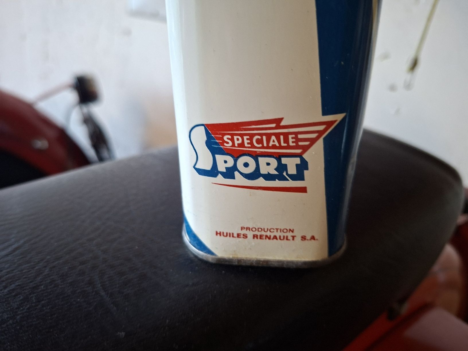 Autres accessoires p. véhicule: bidon collector oldtimer Renault Alpine rare shell esso BP  – D'occasion à lausanne par Nicolier0 5