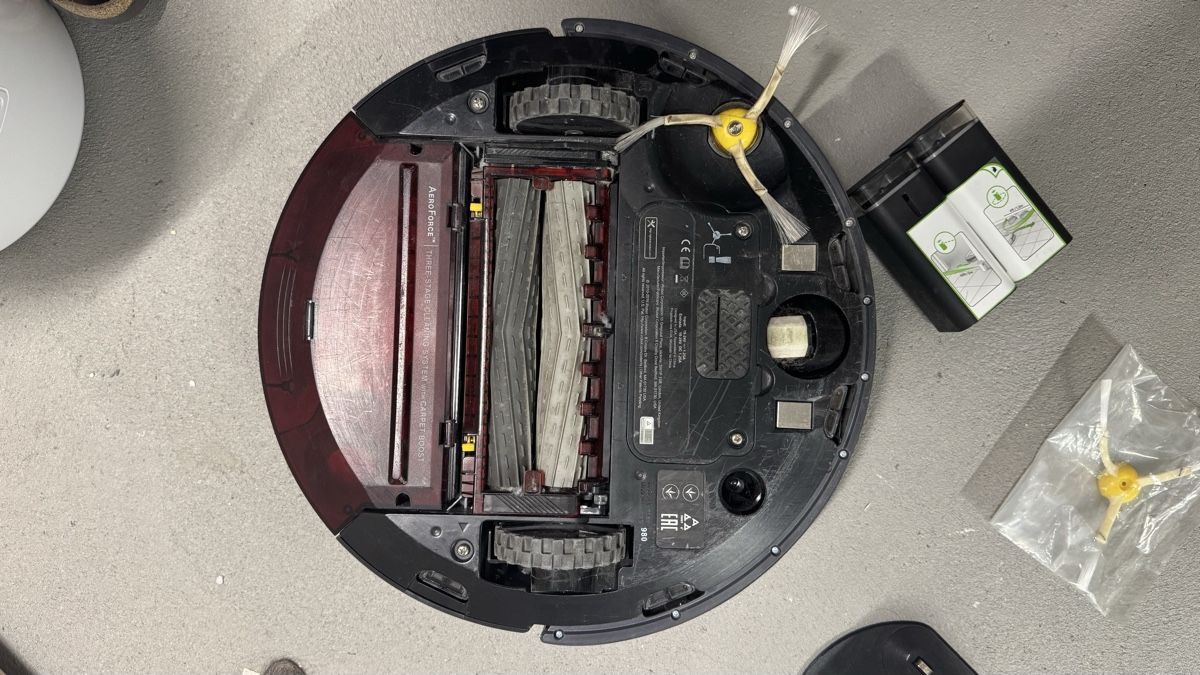 Irobot Aspirapolveri & Accessori: Roomba 980 – Usato da Zürich venduto da mar_v6k7 3