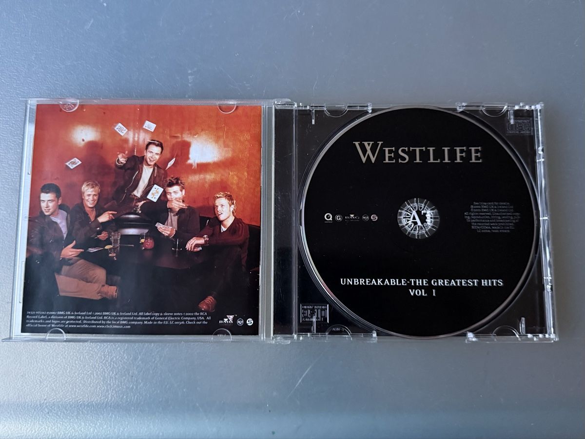 CD: Westlife Unbreakable Greatest Hits Vol.1 – Usato da Oberried Brienz venduto da Chyara 2