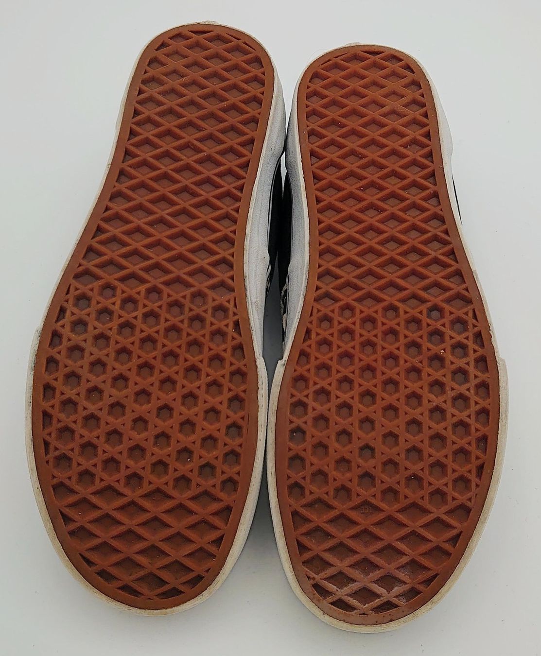 Vans Scarpe da uomo: Vans - Classic mit schwarzen/weissen Fliesen – Usato da Biel/Bienne venduto da TheShop4U 2