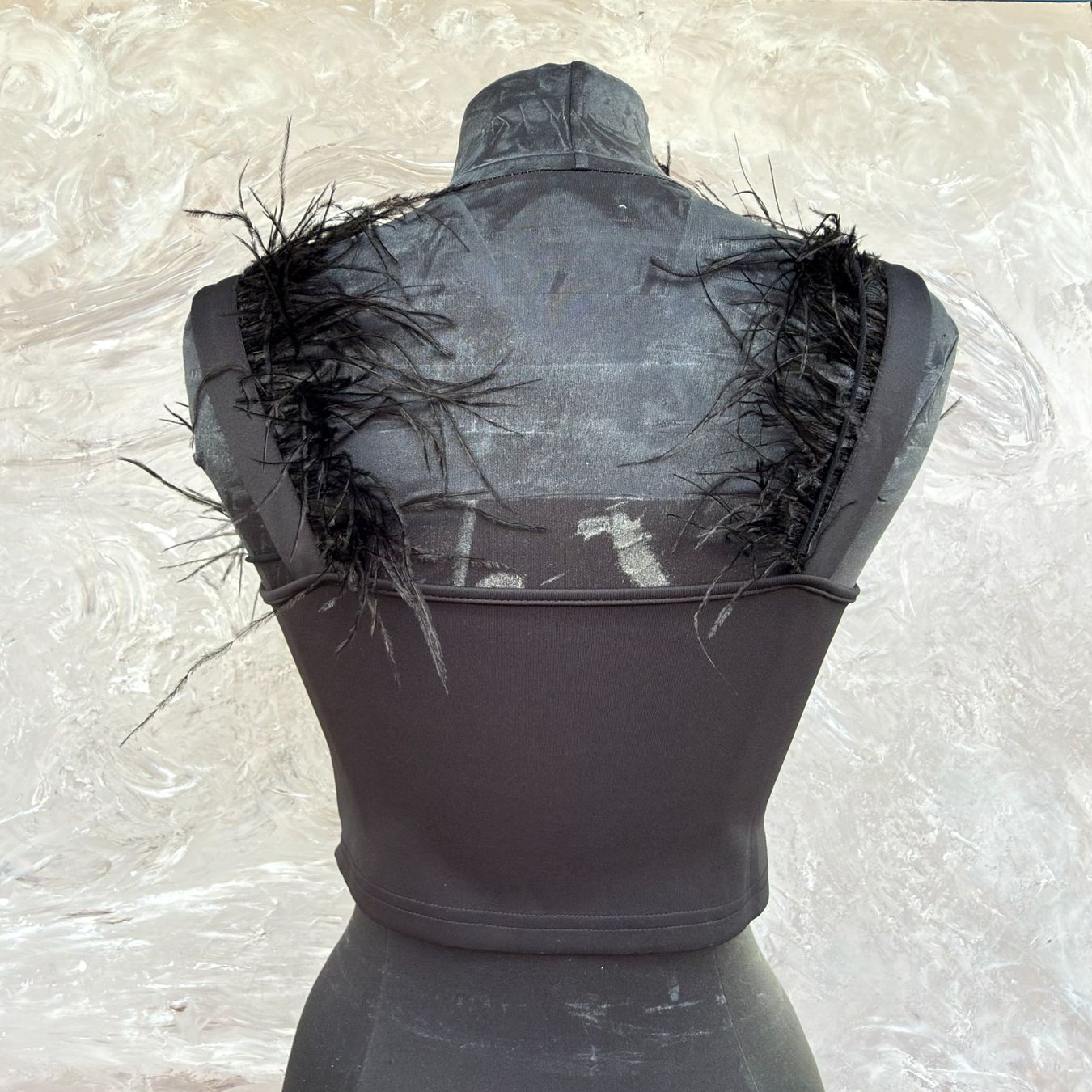 Tops: Bustier corset noir à plumes – Gebraucht aus Thônex von BrYu 1