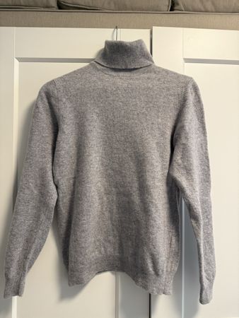 Merino wool turtleneck