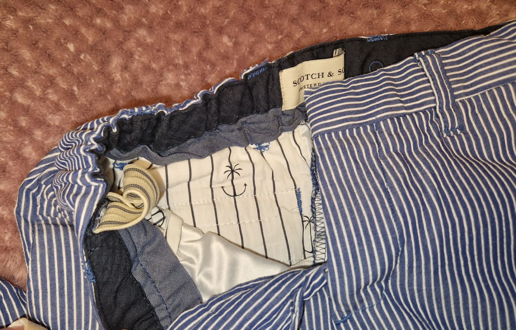 Completi: scotch and Soda Anzug Gr. 128 – Usato da Utzenstorf venduto da Ernie_und_Bert 4