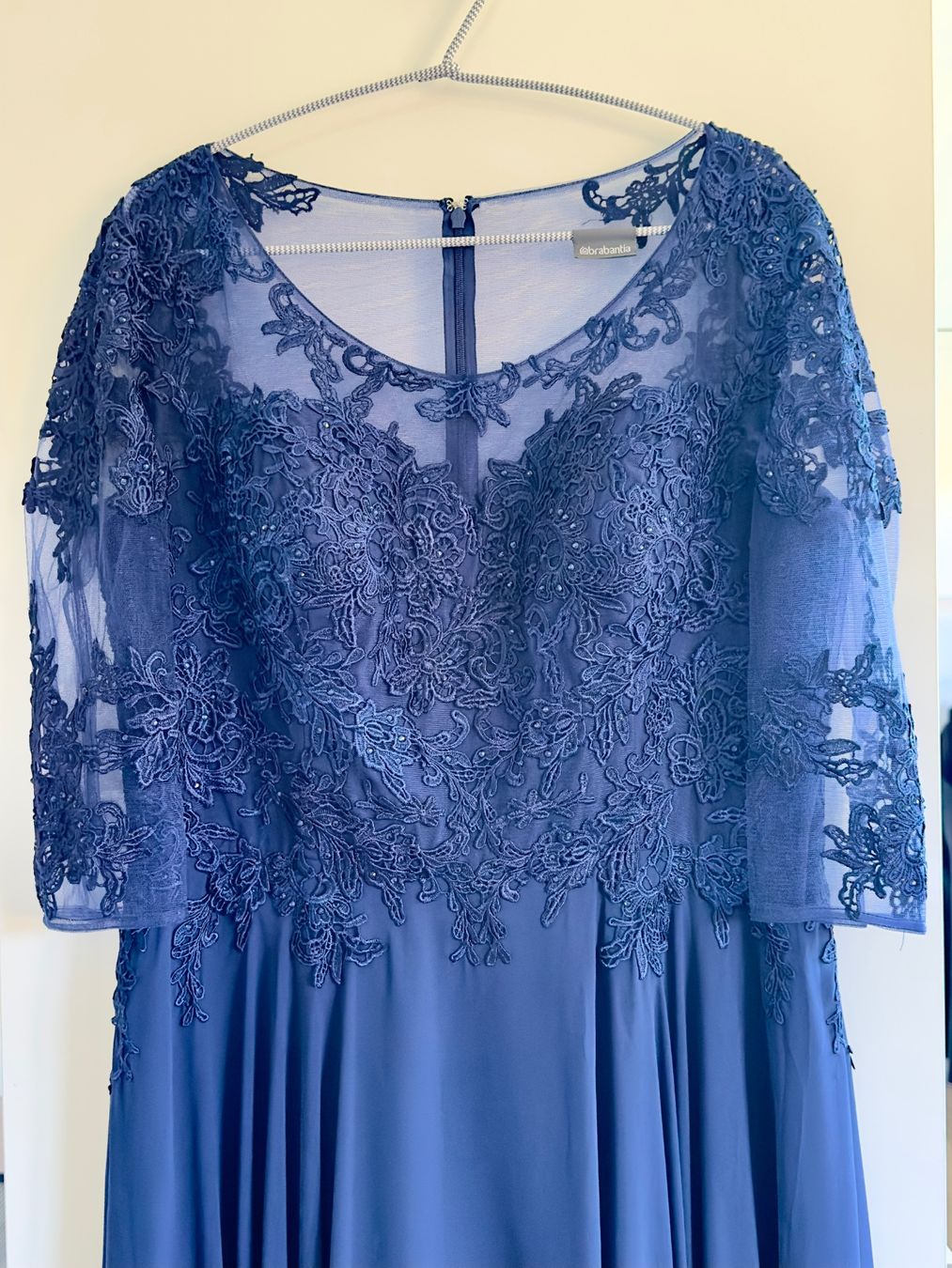 Vestiti: Damenkleid lang – Usato da Winterthur venduto da Torso034 1