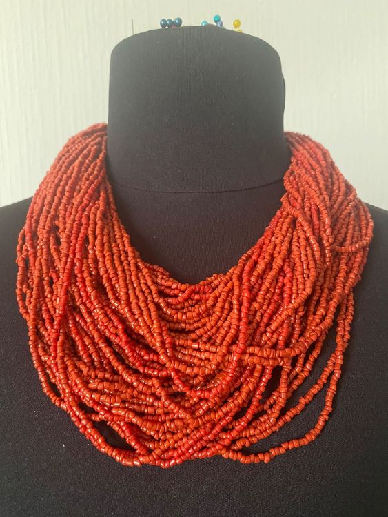 Collier Ancien En Corail Oranger à Franges - Occasion En Très Bon état