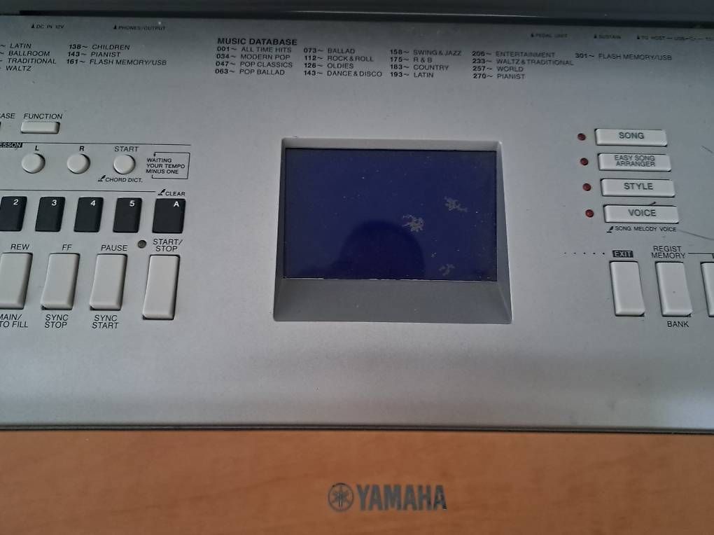 Strumenti musicali: YAMAHA DGX630 + la sedia – Usato da Massagno venduto da whi_d5bd 1
