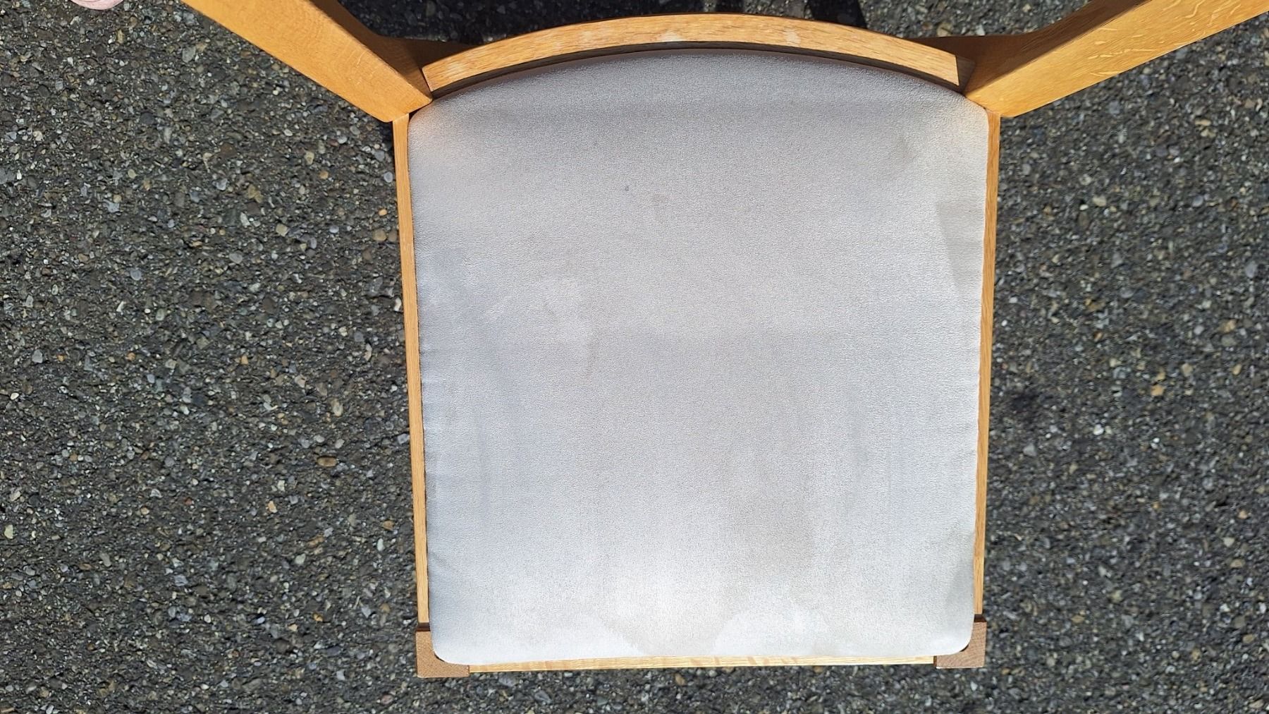Sedie: 4 schlichte Holzstühle – Usato da Weinfelden venduto da JoeBaer 2