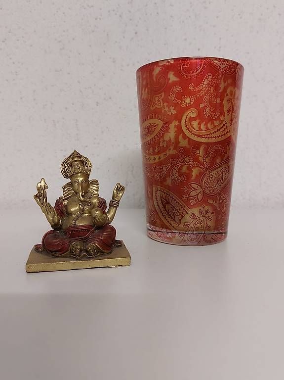Skulpturen & Statuen: Ganesha Statue/Figur und Windlicht – Neu (gemäss Beschreibung) aus Waltenschwil von Cassie11
