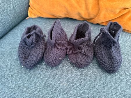 2 Paar Babyfinken / Babysocken / Babyschuhe gestrickt