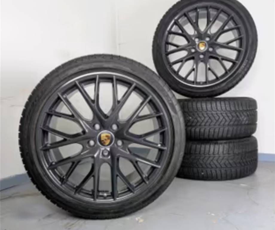Porsche Pneus & Kompletträder: Porsche Panamera 21" Orginal Räder – Gebraucht aus Chur von Mia.28