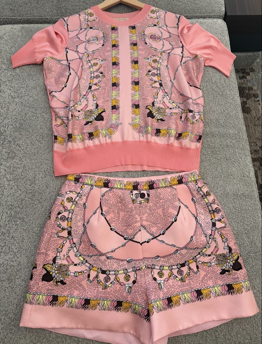 Emilio Pucci Lots de vêtements: Pucci top and shorts  – Neuf (Voir description) à Cologny par sab_xh7v