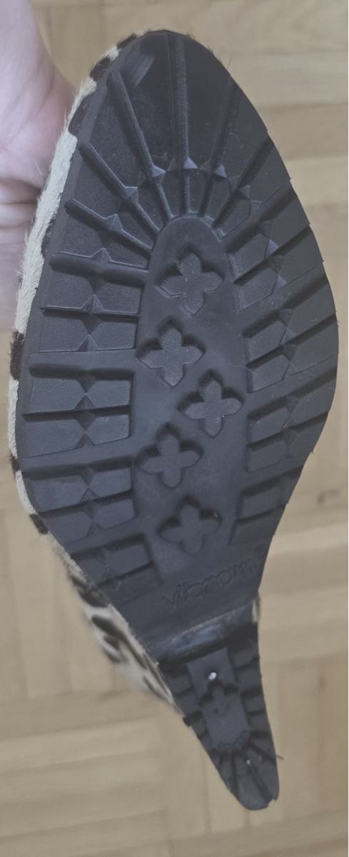 Scarpe da donna: M&S Keilstiefeletten Leopard Gr. 39 – Nuovo (secondo la descrizione) da Zürich venduto da thovala 6