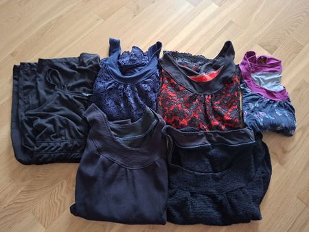 Kleiderpaket Grösse M                     (3)
