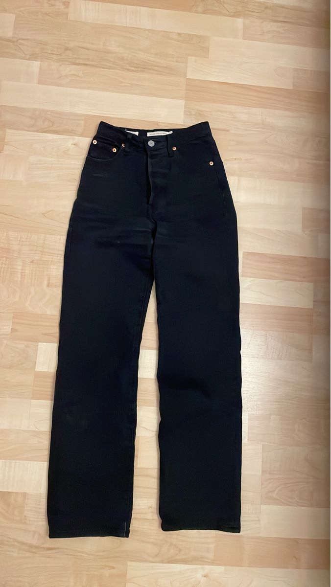 Levi's Jeans: Schwarze Jeans, Levis Grösse 23- Klassiker! – Nuovo (secondo la descrizione) da Rickenbach SZ venduto da Sunneundmeer