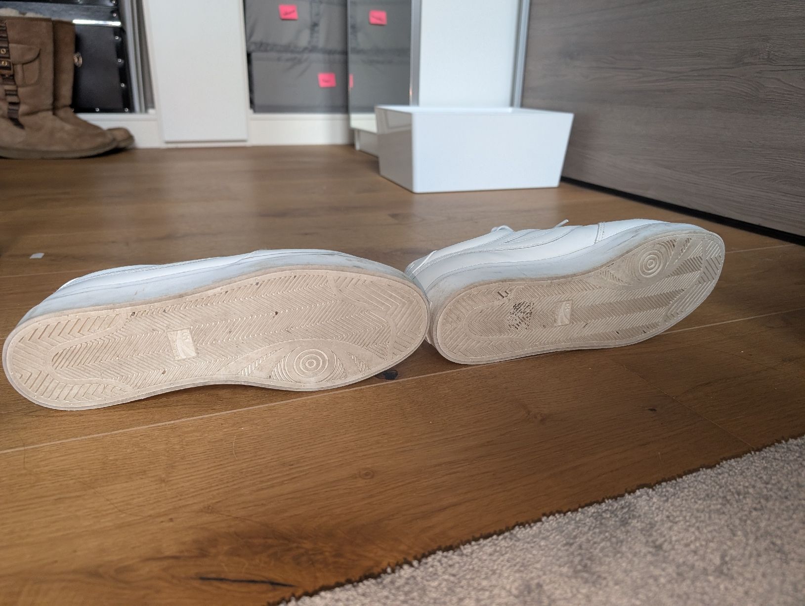 Scarpe da donna: Superga Sneaker Gr. 41 – Usato da Merenschwand venduto da lorelei-05 3