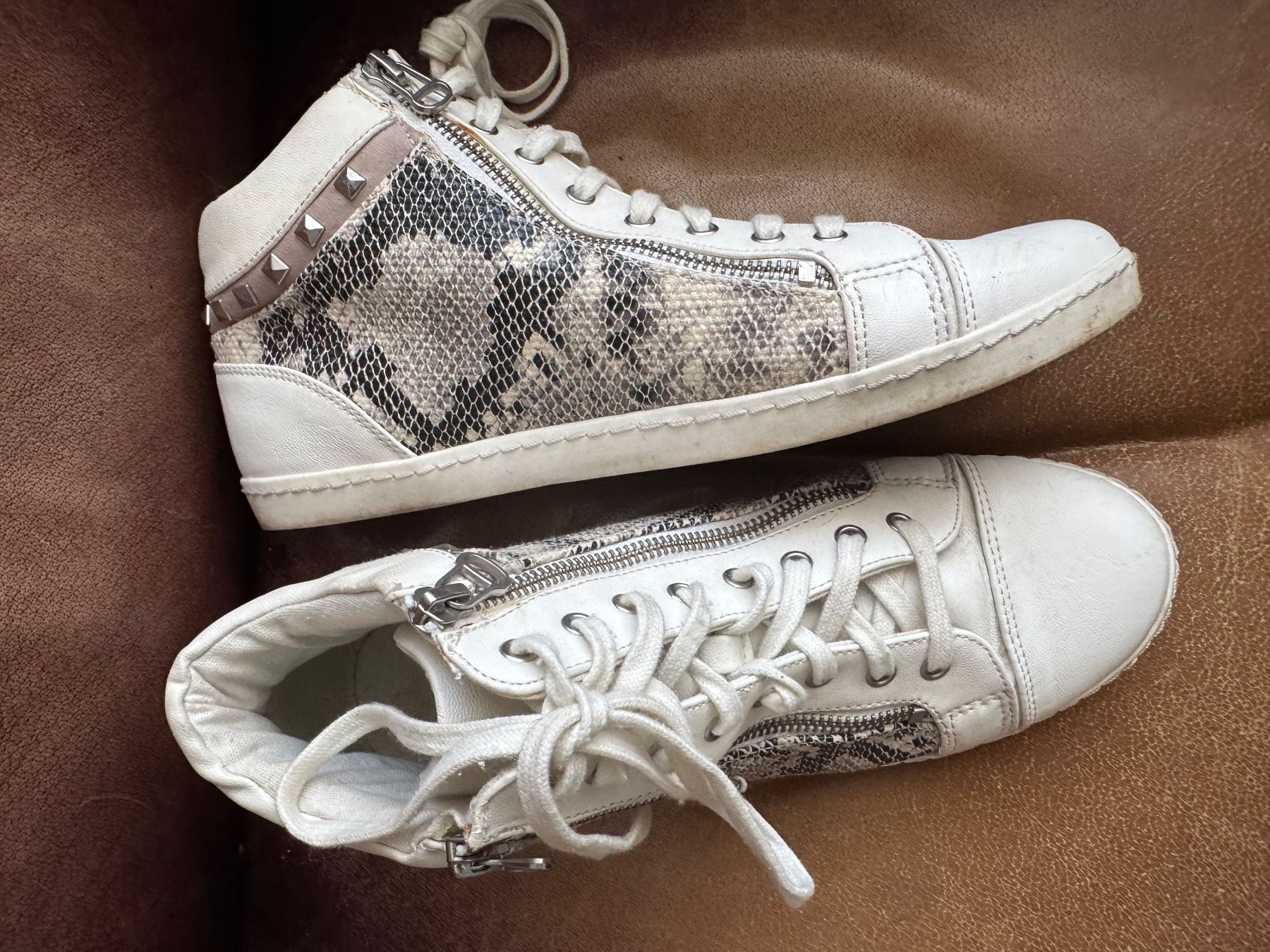 H&M Scarpe da donna: H&M Sneakers Schuhe – Usato da Obfelden venduto da cesarina10 1
