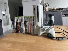 Xbox 360 Set: Konsole + Controller + 2x Mikrofone + 13 Spiel