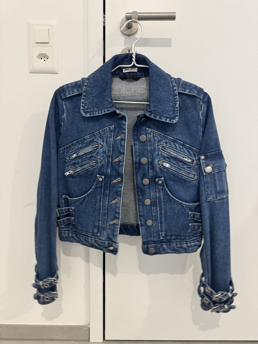 Miu Miu Giacche: MIU MIU giacca di jeans  – Nuovo (secondo la descrizione) da cadempino venduto da fio_cbt9 6