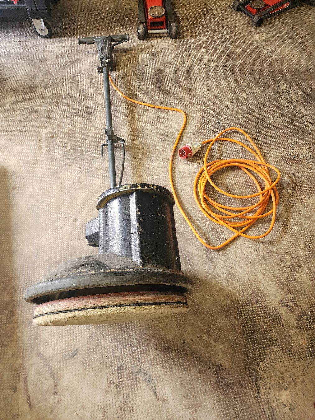 Tutte le macchine: Monobrosse schwamborn str 702 – Usato da Courtaman venduto da mar_gvf7 2