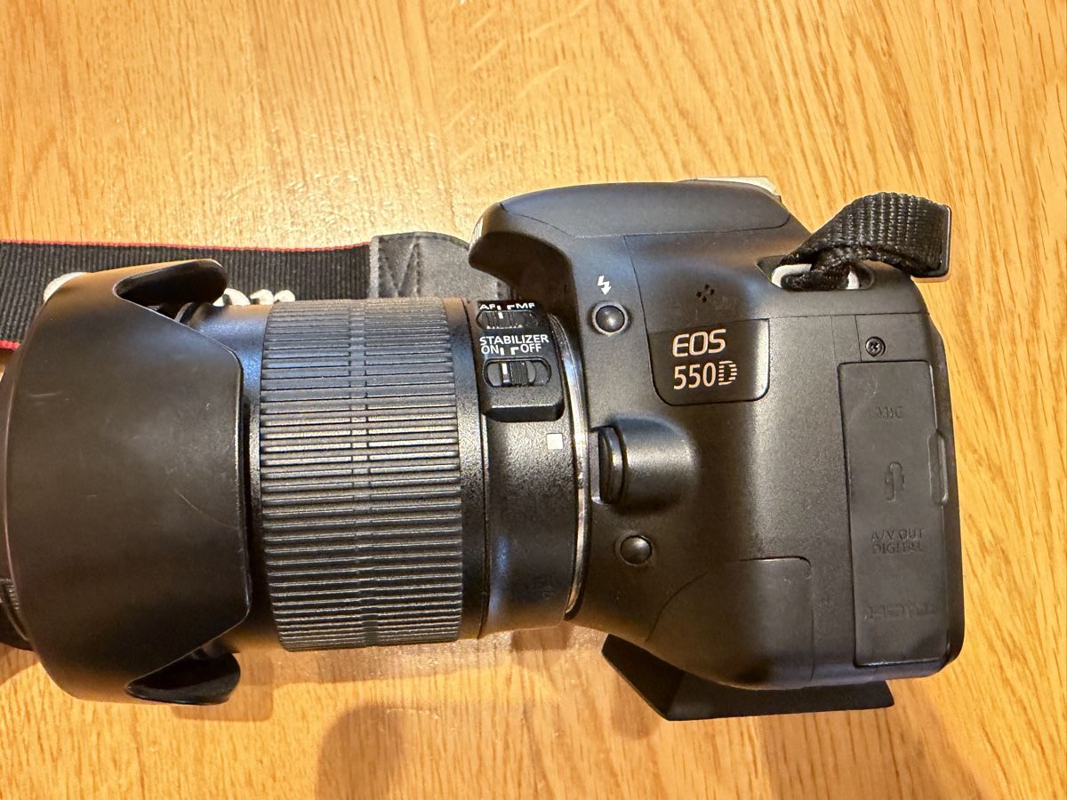 Canon Fotocamera: Canon EOS 550D mit Zubehör und Tasche – Usato da Bütschwil venduto da mcjusy 3