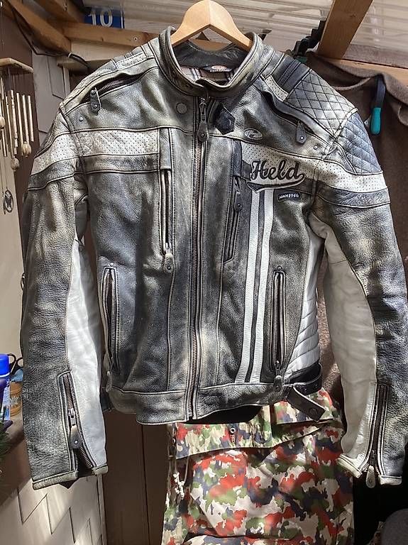Jacken: Veste – Gebraucht aus Villaz-St-Pierre von Panda610 1