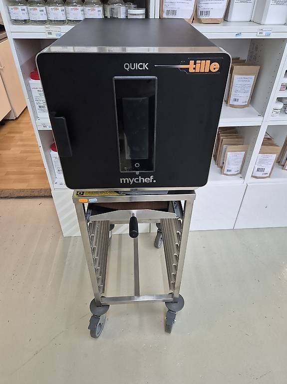 Cuisines complètes: Four à cuisson rapide – D'occasion à Etagnières par sav_lwd5