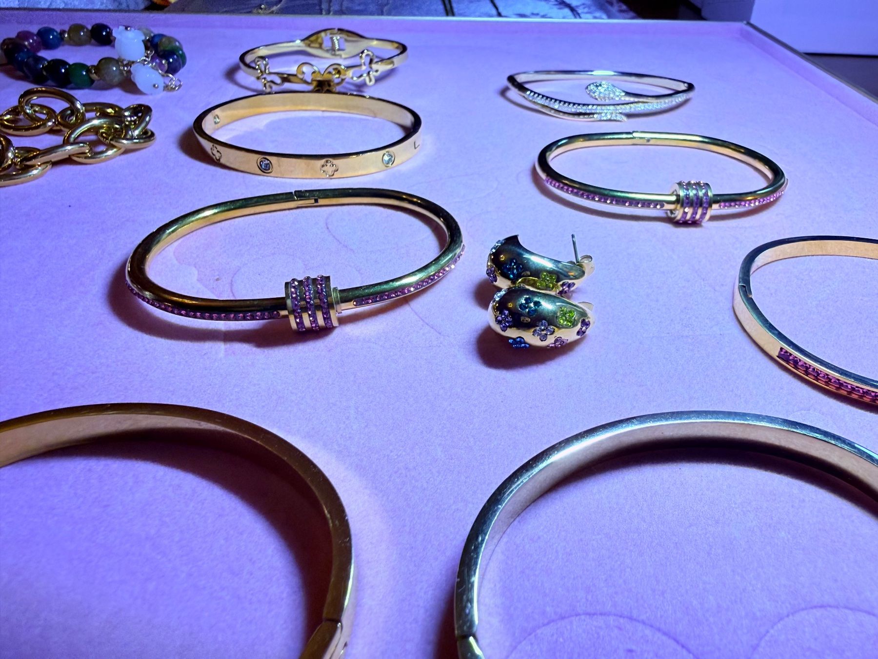 Altri gioielli: Super lot de bijoux dorés Neufs – Nuovo e nell'imballaggio originale da St-Maurice venduto da Sandrinette123 2