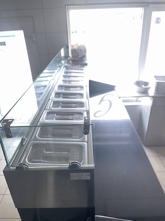 Elettrodomestici da cucina: Pizzakühltisch/Tavolo per Pizzeria  – Usato da Widnau venduto da ladolcevita02 3