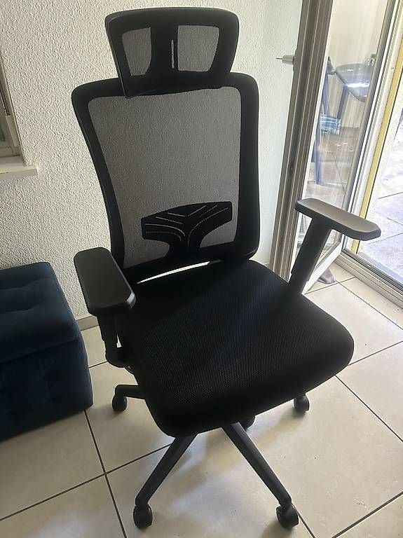 Chaises: Bürostuhl neu  – Neuf avec emballage d'origine à Dübendorf par antroxia01 1