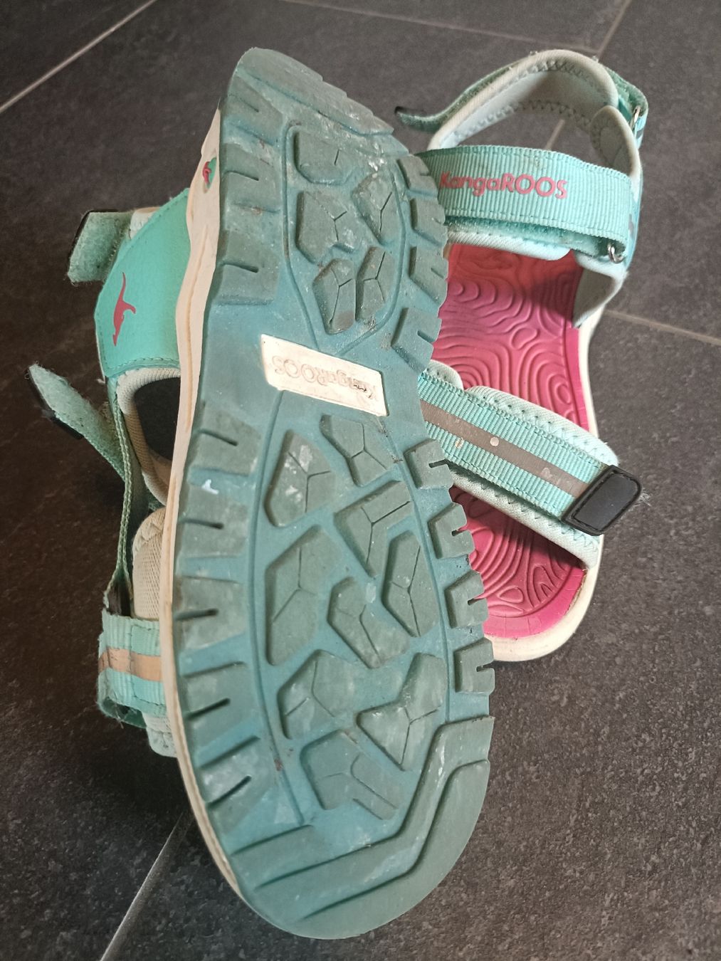 Scarpe per ragazze: Sandalen Gr. 32 von KangaROOS – Usato da Lampenberg venduto da Marcotin01 2