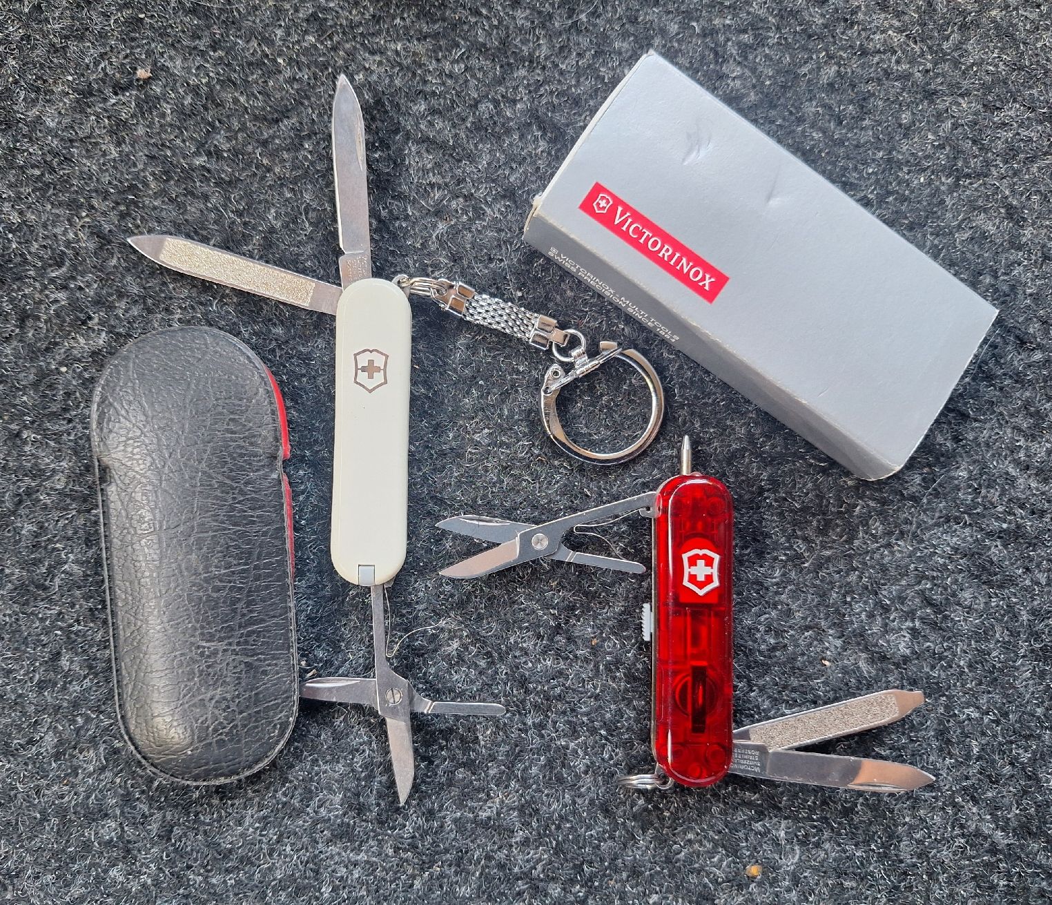 Victorinox Accessori: SCHÖNE MESSER SAMMLUNG – Usato da Niederwangen BE venduto da pfiff02 3