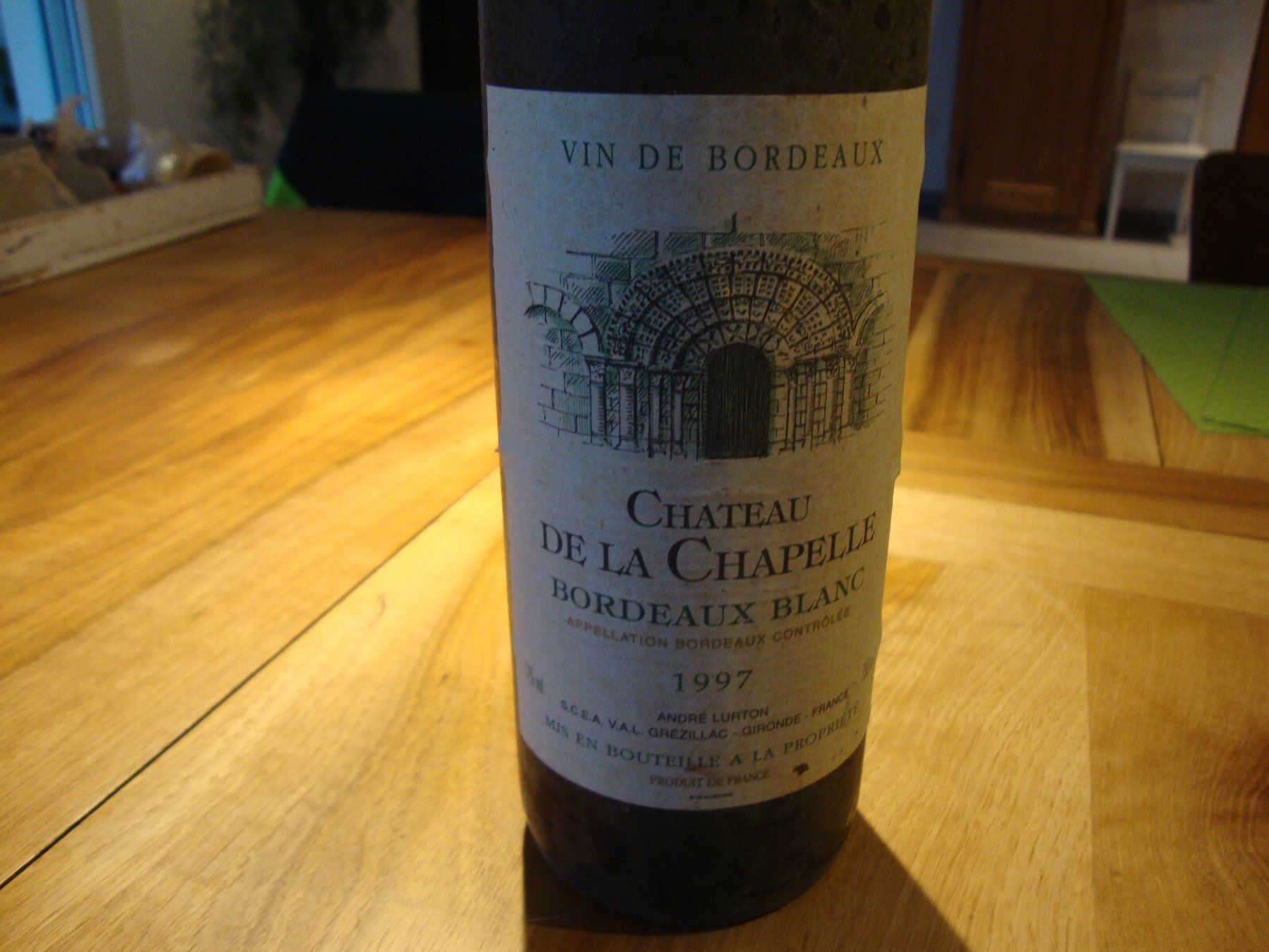 Vino: CHATEU DE LA CHAPELLE BORDEAUX BLANC – Nuovo e nell'imballaggio originale da Wil SG venduto da Nindli 1